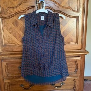 Sleeveless blouse